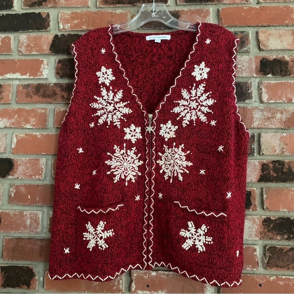 Mercer Street Studio Red Snowflake Embroidered Sweater Zip Up Vest Sz L